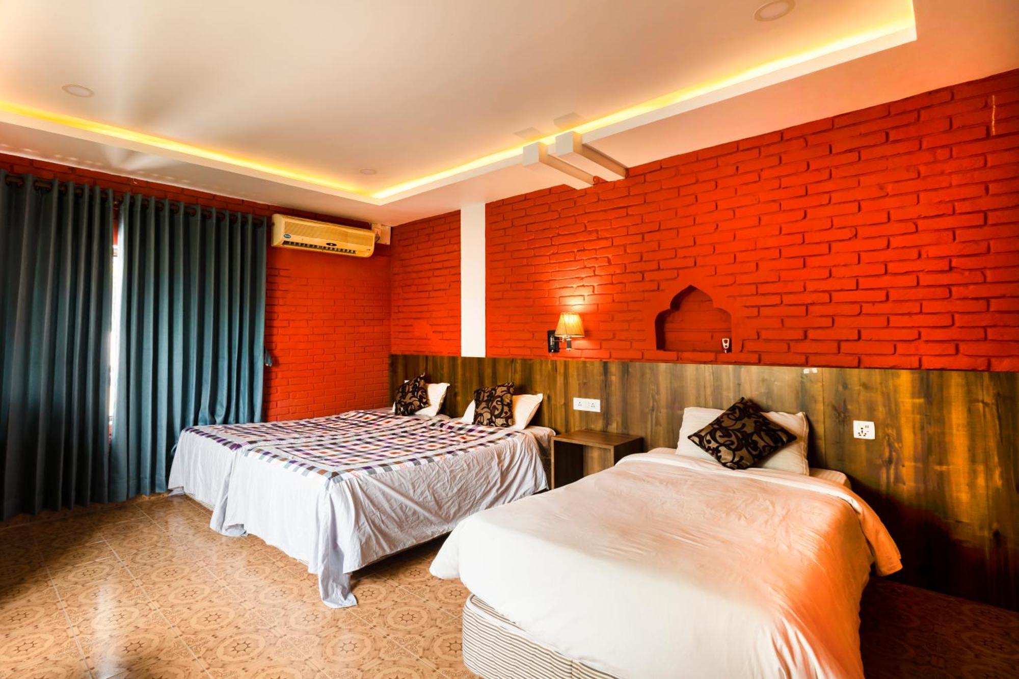 Hotel Parkside & Swimming Pool-Between Greenery And Azure ,Your Perfect Retreat 奇旺 外观 照片